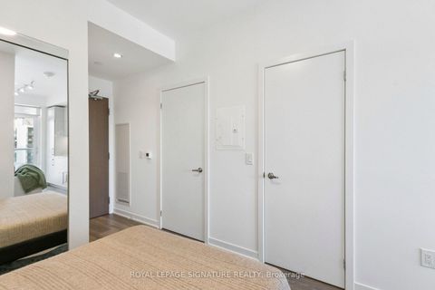 Photo 13 at 1006 - 20 Richardson Street, Waterfront Communities C8, Toronto