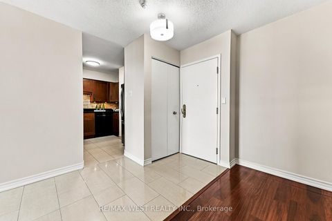 Photo 3 at 1009 - 1320 Islington Avenue, City Centre West, Toronto