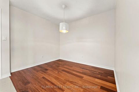 Photo 19 at 1009 - 1320 Islington Avenue, City Centre West, Toronto