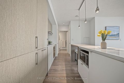 Photo 13 at 2801 - 100 Harbour Street, Waterfront Communities C1, Toronto