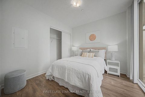 Photo 15 at 2801 - 100 Harbour Street, Waterfront Communities C1, Toronto