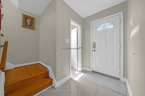 Photo 3 at 11 Dixiana Court, Jane Heights, Toronto