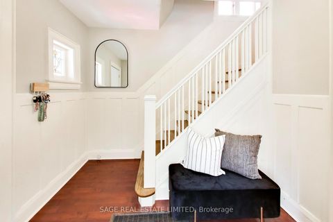 Photo 4 at 57 Edith Drive, Eglinton, Toronto