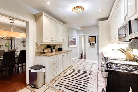 Photo 11 at 57 Edith Drive, Eglinton, Toronto