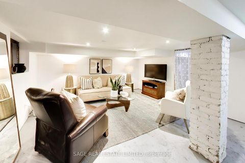 Photo 23 at 57 Edith Drive, Eglinton, Toronto