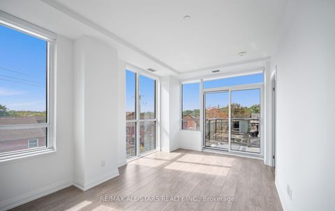 Photo 8 at 315 - 286 Main Street, Danforth, Toronto