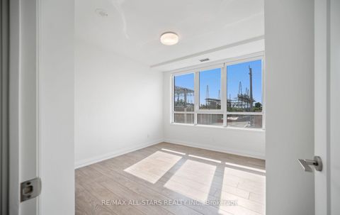 Photo 16 at 315 - 286 Main Street, Danforth, Toronto