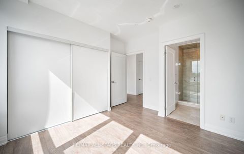 Photo 18 at 315 - 286 Main Street, Danforth, Toronto