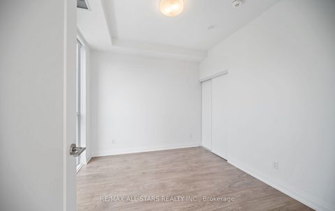 Photo 21 at 315 - 286 Main Street, Danforth, Toronto