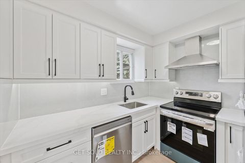 Photo 9 at 232 Kozlov Street, West Bayfield, Barrie