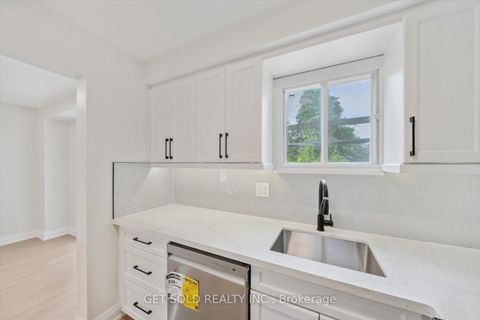 Photo 11 at 232 Kozlov Street, West Bayfield, Barrie