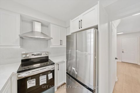 Photo 12 at 232 Kozlov Street, West Bayfield, Barrie
