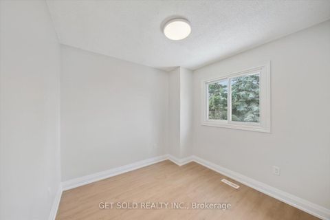 Photo 21 at 232 Kozlov Street, West Bayfield, Barrie