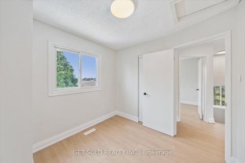 Photo 25 at 232 Kozlov Street, West Bayfield, Barrie