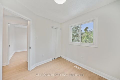 Photo 26 at 232 Kozlov Street, West Bayfield, Barrie