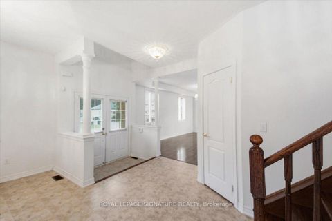 Photo 3 at 106 Craggview Drive, West Hill, Toronto