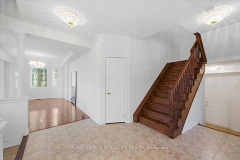 Photo 4 at 106 Craggview Drive, West Hill, Toronto