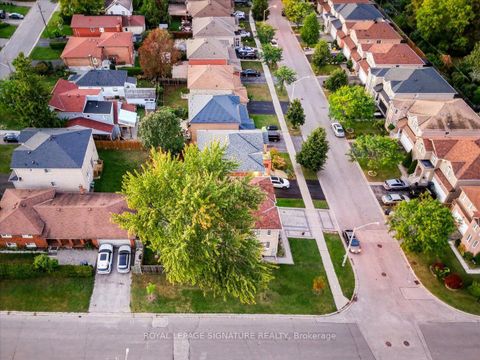 Photo 36 at 106 Craggview Drive, West Hill, Toronto