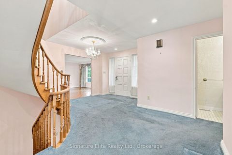 Photo 1 at 20 Riderwood Drive, Windfields, Toronto