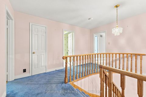 Photo 14 at 20 Riderwood Drive, Windfields, Toronto
