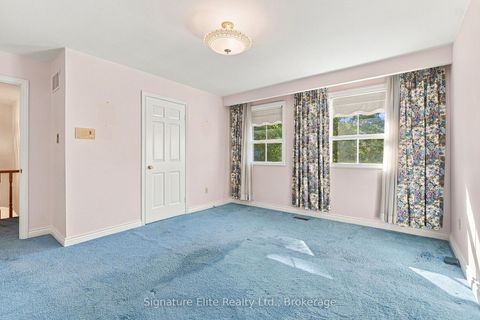 Photo 19 at 20 Riderwood Drive, Windfields, Toronto