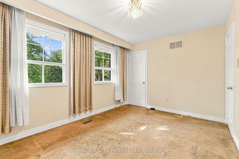 Photo 20 at 20 Riderwood Drive, Windfields, Toronto