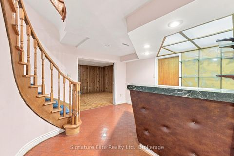 Photo 23 at 20 Riderwood Drive, Windfields, Toronto