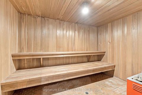 Photo 27 at 20 Riderwood Drive, Windfields, Toronto