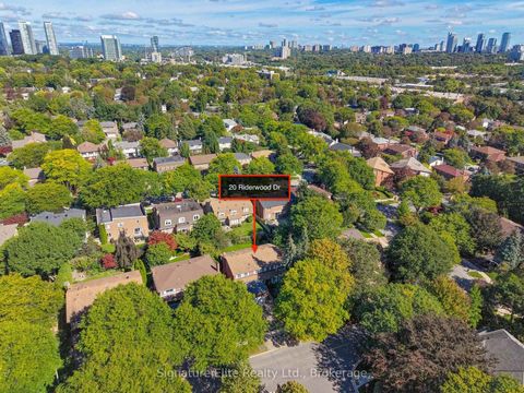 Photo 34 at 20 Riderwood Drive, Windfields, Toronto