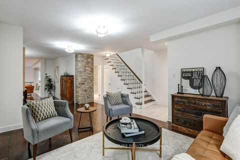 Photo 2 at 30 Birchmount Road, Cliffside, Toronto