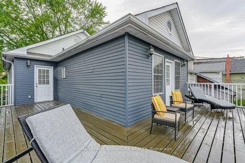 Photo 19 at 30 Birchmount Road, Cliffside, Toronto