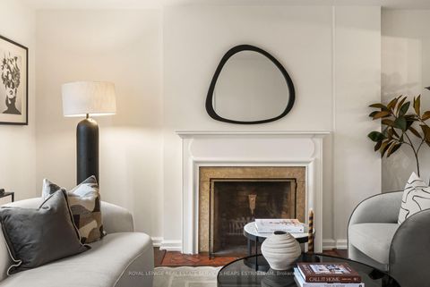 Photo 2 at 41 Fairfield Road, Mount Pleasant East, Toronto