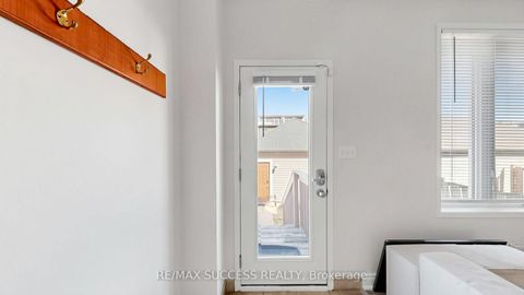 Photo 20 at 19 Boot Terrace, York University Heights, Toronto