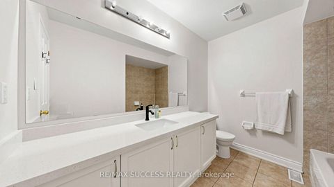 Photo 39 at 19 Boot Terrace, York University Heights, Toronto