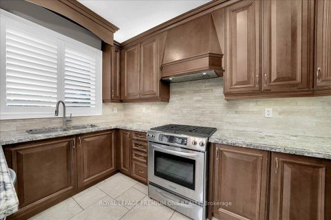 Photo 18 at 67 Stanton Avenue, Vellore Village, Vaughan