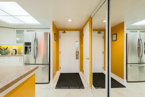 Photo 2 at 218 - 6 Humberline Drive, Clairville, Toronto