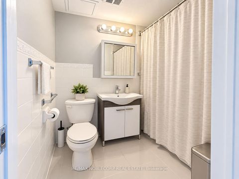 Photo 5 at 507 - 200 Lotherton Parkway, Glen Park, Toronto