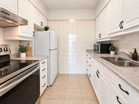 Photo 7 at 507 - 200 Lotherton Parkway, Glen Park, Toronto