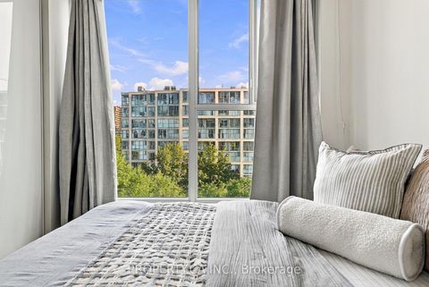 Photo 20 at 625 - 222 The Esplanade Avenue, Waterfront Communities C8, Toronto
