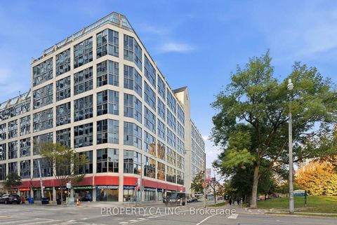 Photo 32 at 625 - 222 The Esplanade Avenue, Waterfront Communities C8, Toronto