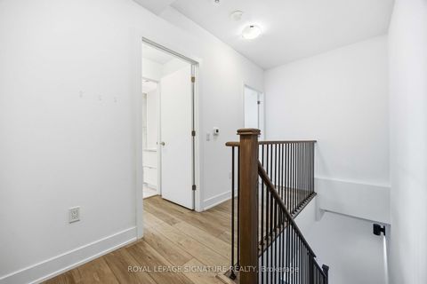 Photo 13 at 102 - 2 Teagarden Court N, Willowdale East, Toronto
