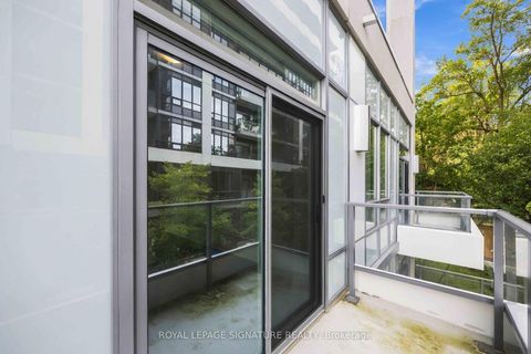 Photo 22 at 102 - 2 Teagarden Court N, Willowdale East, Toronto