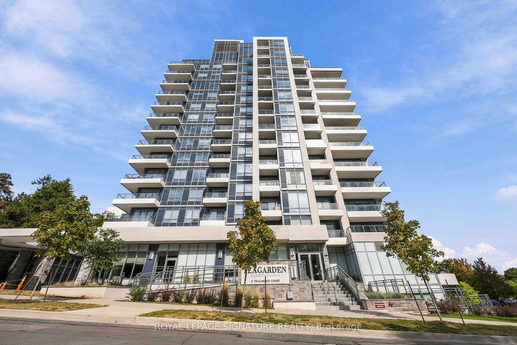 102 - 2 Teagarden Court N, Willowdale East, Toronto 