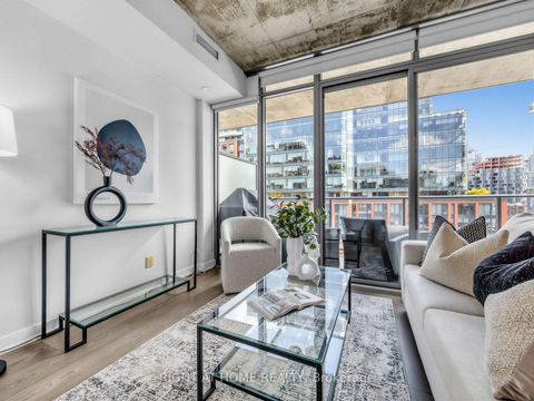 Photo 3 at 708 - 650 King Street West Street W, Waterfront Communities C1, Toronto