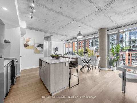 Photo 6 at 708 - 650 King Street West Street W, Waterfront Communities C1, Toronto