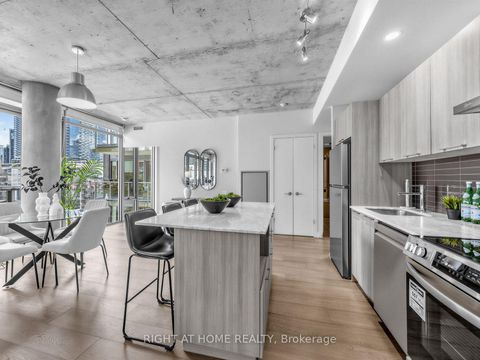 Photo 14 at 708 - 650 King Street West Street W, Waterfront Communities C1, Toronto