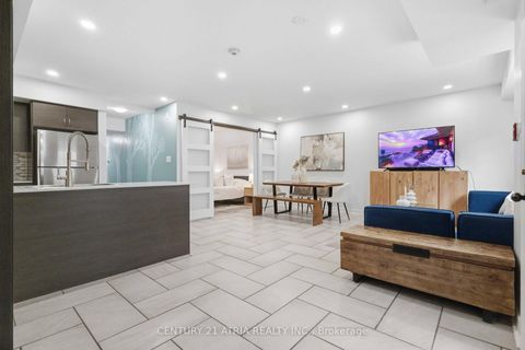 Photo 10 at 102 - 1483 Birchmount Road, Dorset Park, Toronto
