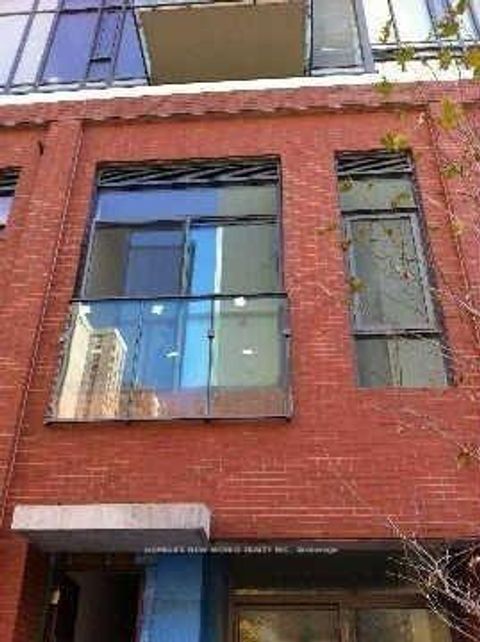 Photo 4 at TH1 - 75 St Nicholas Street, Bay Street Corridor, Toronto
