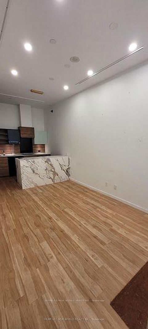 Photo 5 at TH1 - 75 St Nicholas Street, Bay Street Corridor, Toronto