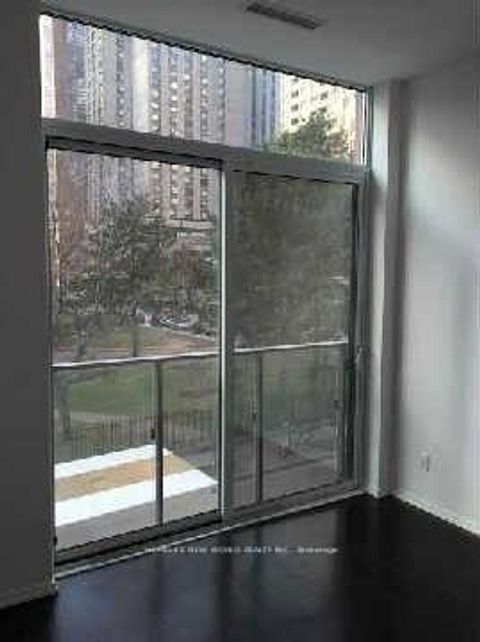 Photo 11 at TH1 - 75 St Nicholas Street, Bay Street Corridor, Toronto